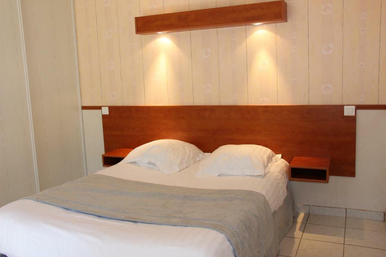 Hotel Restaurant Logis La Meridienne Anglards de Saint Flour Luaran gambar